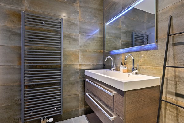 Medium property photo - Leeuwendalersweg 614, 1061 BJ Amsterdam